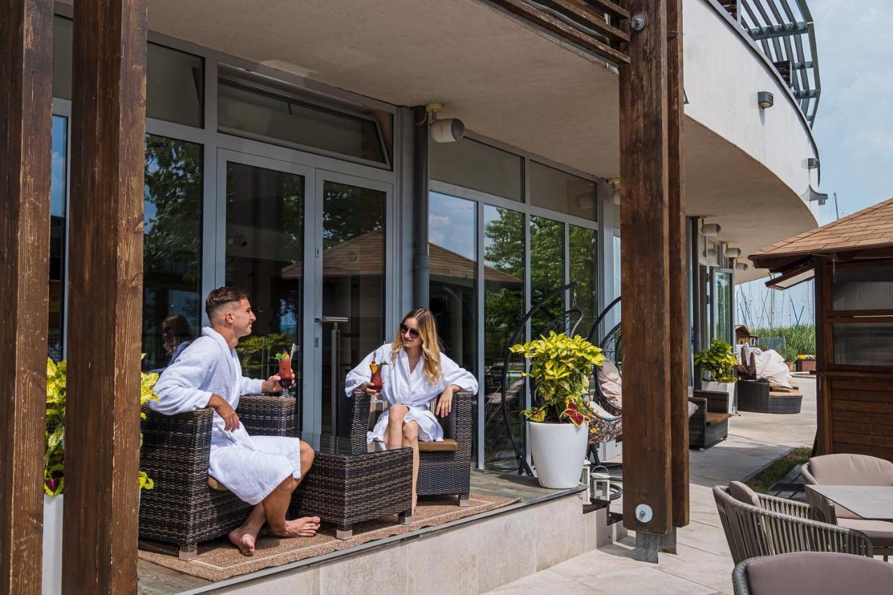 Hotel Golden Lake Resort Balatonfured Luaran gambar
