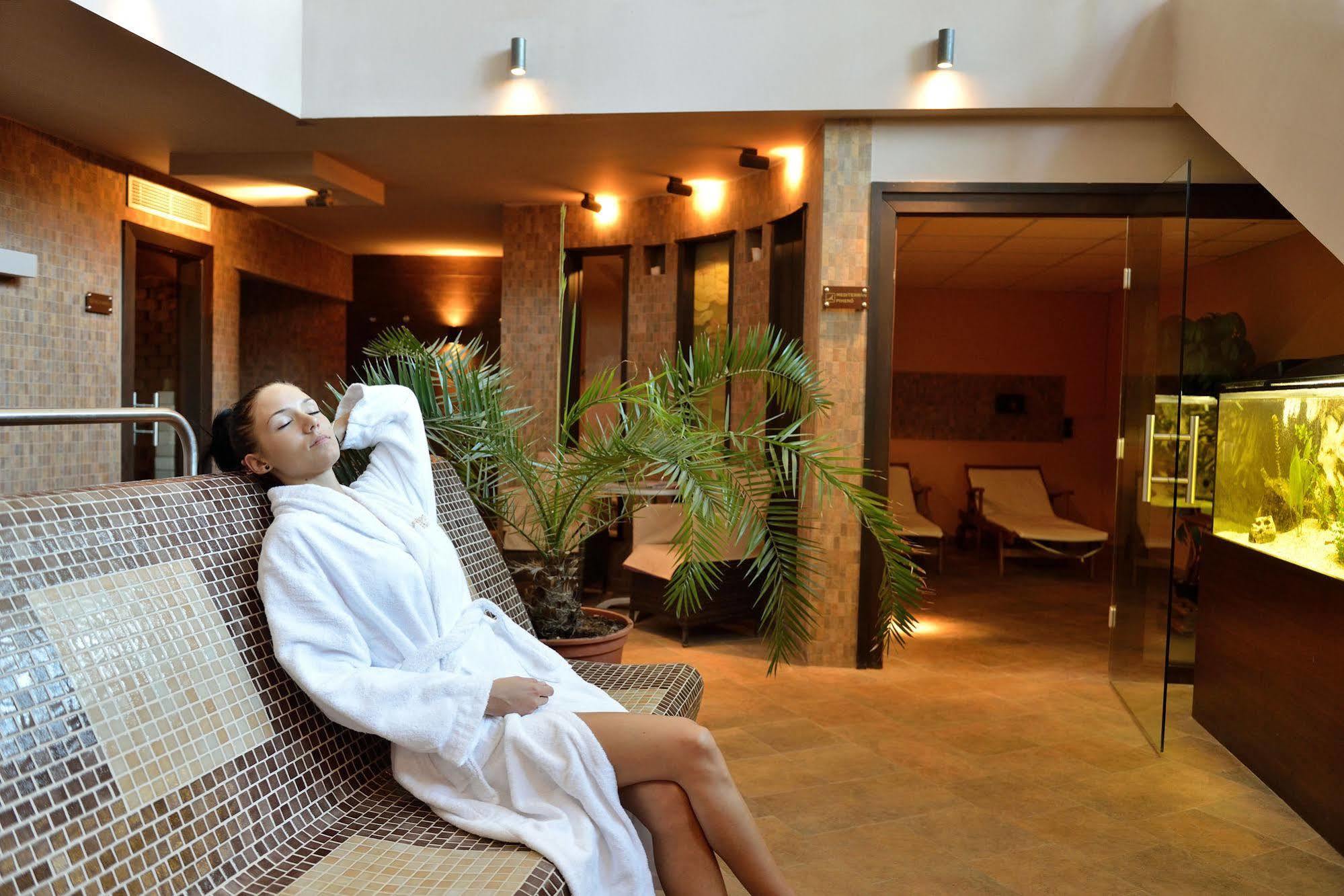 Hotel Golden Lake Resort Balatonfured Luaran gambar